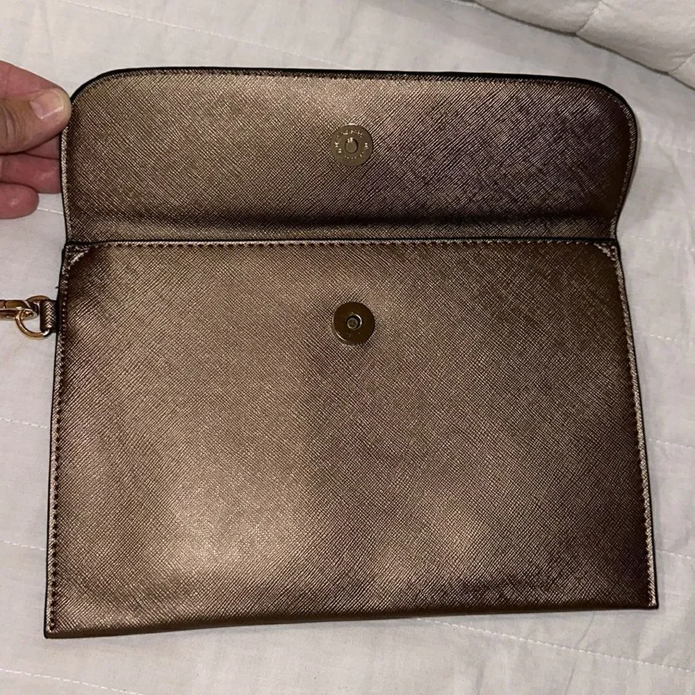 Elim & Paul Taupe Gold Tone Metallic Envelope Clutch Wristlet